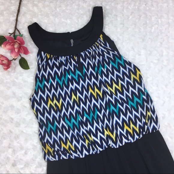 En Focus Chevron Dress - Picture 1 of 6